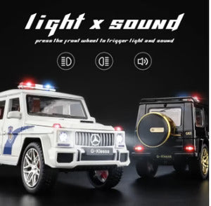 G Wagon Police Jeep - Diecast Metal Car - Scale 1:24/1:32