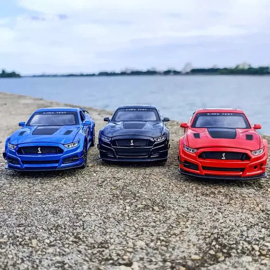 Mustang Scale Model - Diecast Metal Car - Scale 1:32