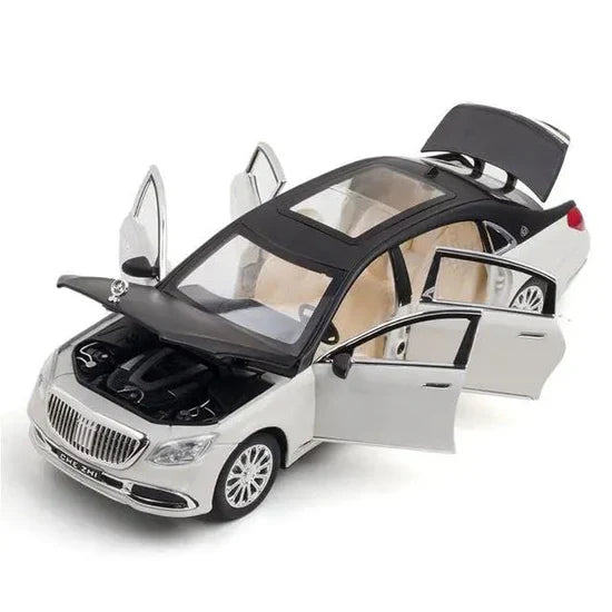 Mercedes Benz Maybach S600 - Diecast Metal Car - Scale 1:24