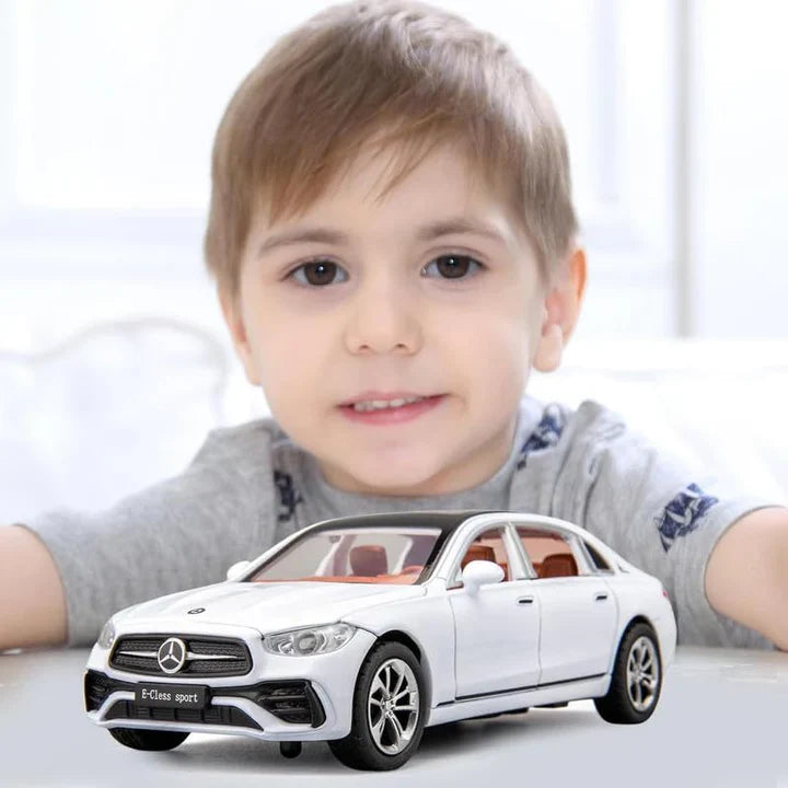 Mercedes-benz E300l - Diecast Metal Car - Scale 1:32