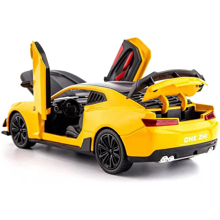 Chevrolet Camaro Bumblebee - Diecast Metal Car - Scale 1:24