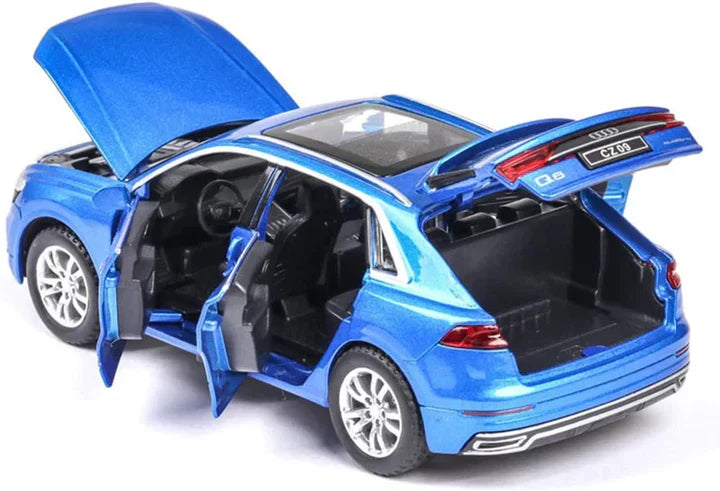 Audi Q8 - Diecast Metal Car - Scale 1:32
