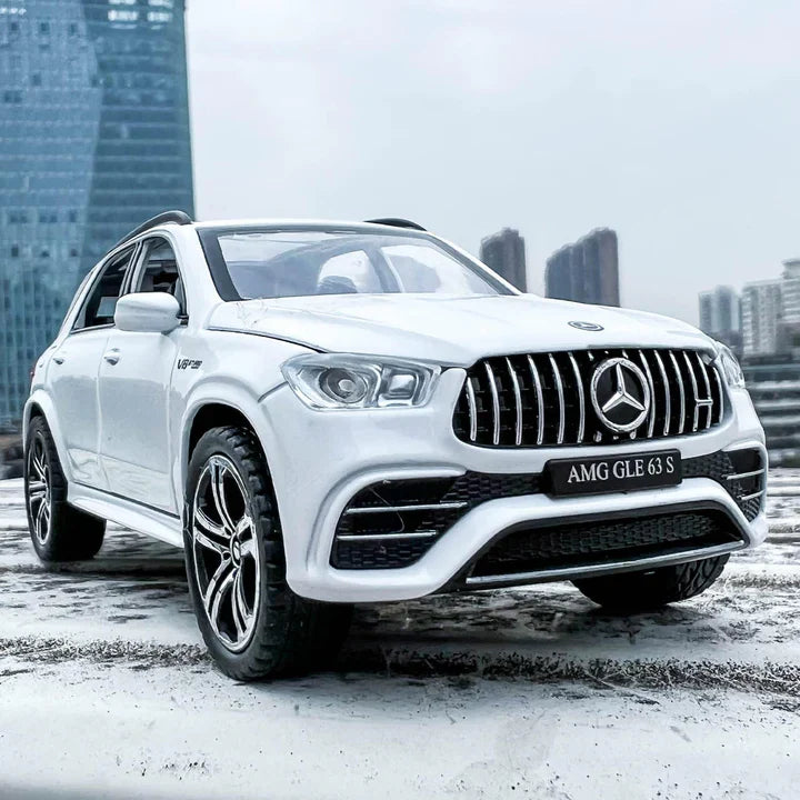 Mercedes Benz Gtr Gle 63s- Diecast Metal Car - Scale 1:32