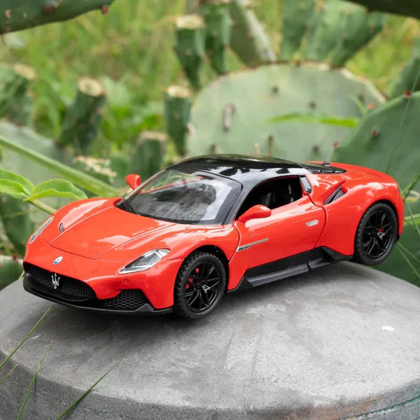 Maserati Mc20 - Diecast Metal Car - Scale 1:32