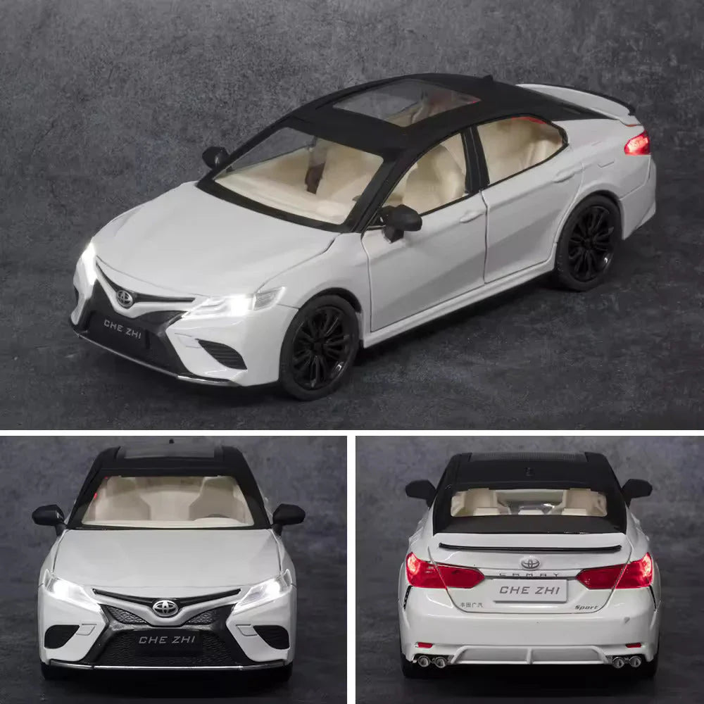 Toyota Camry - Diecast Metal Car - Scale 1:24