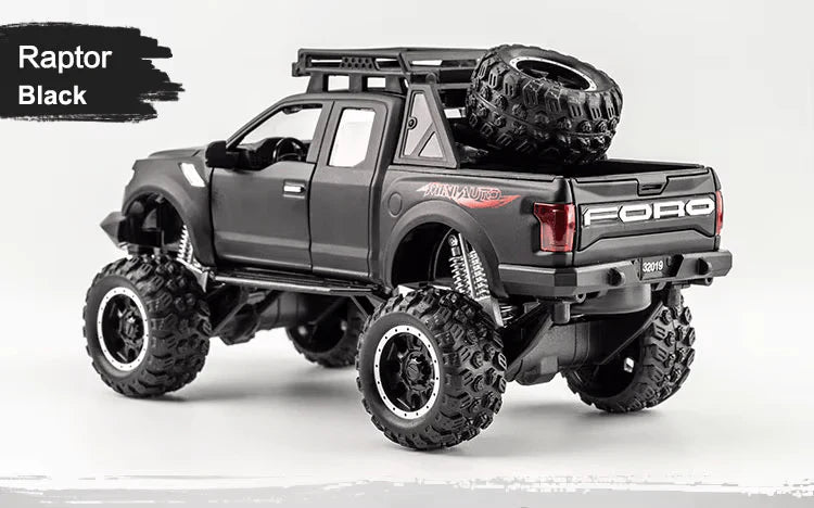 Ford SUV - Diecast Metal Car - Scale 1:24